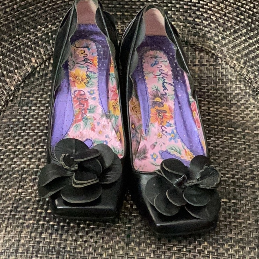 Irregular Choice Black Leather kitten heel 36